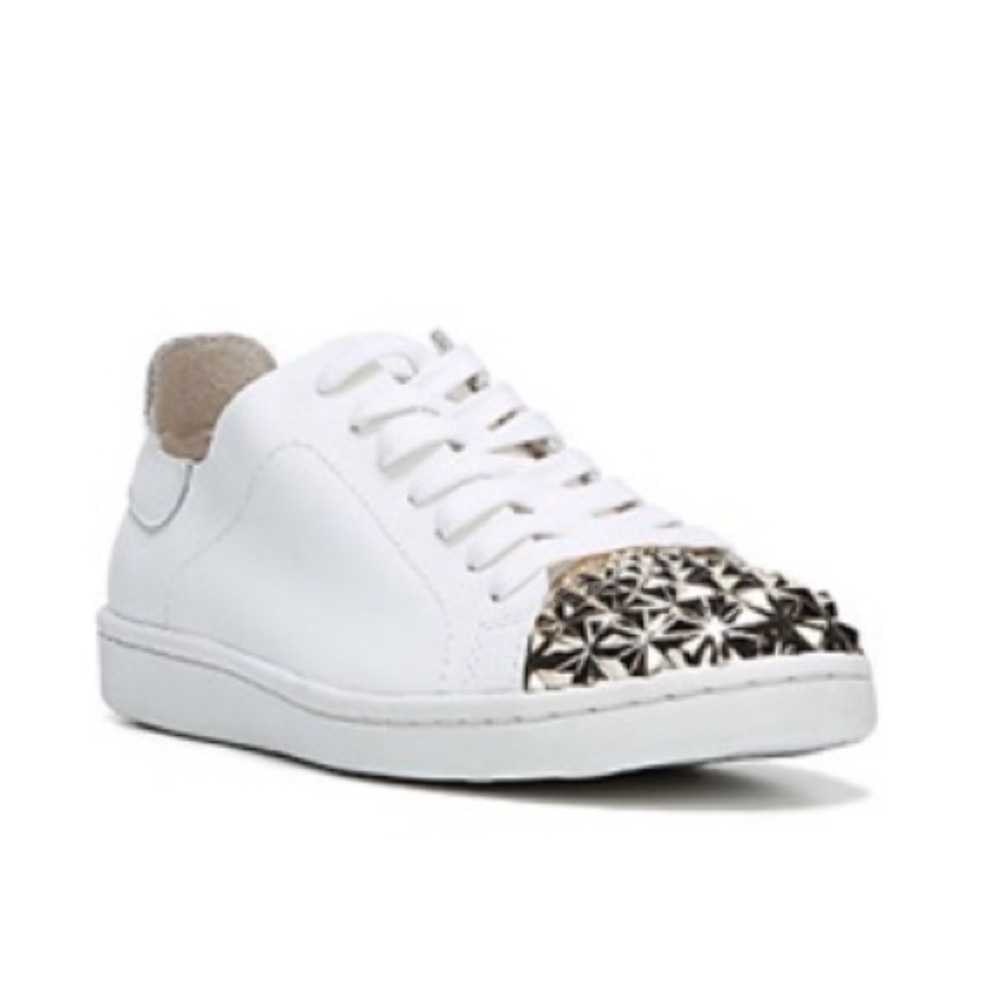 Preowned Fergie White and Gold Sneakers size 7